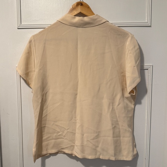 Ann Taylor Silk Short Sleeve Button Down 12P - Picture 7 of 7